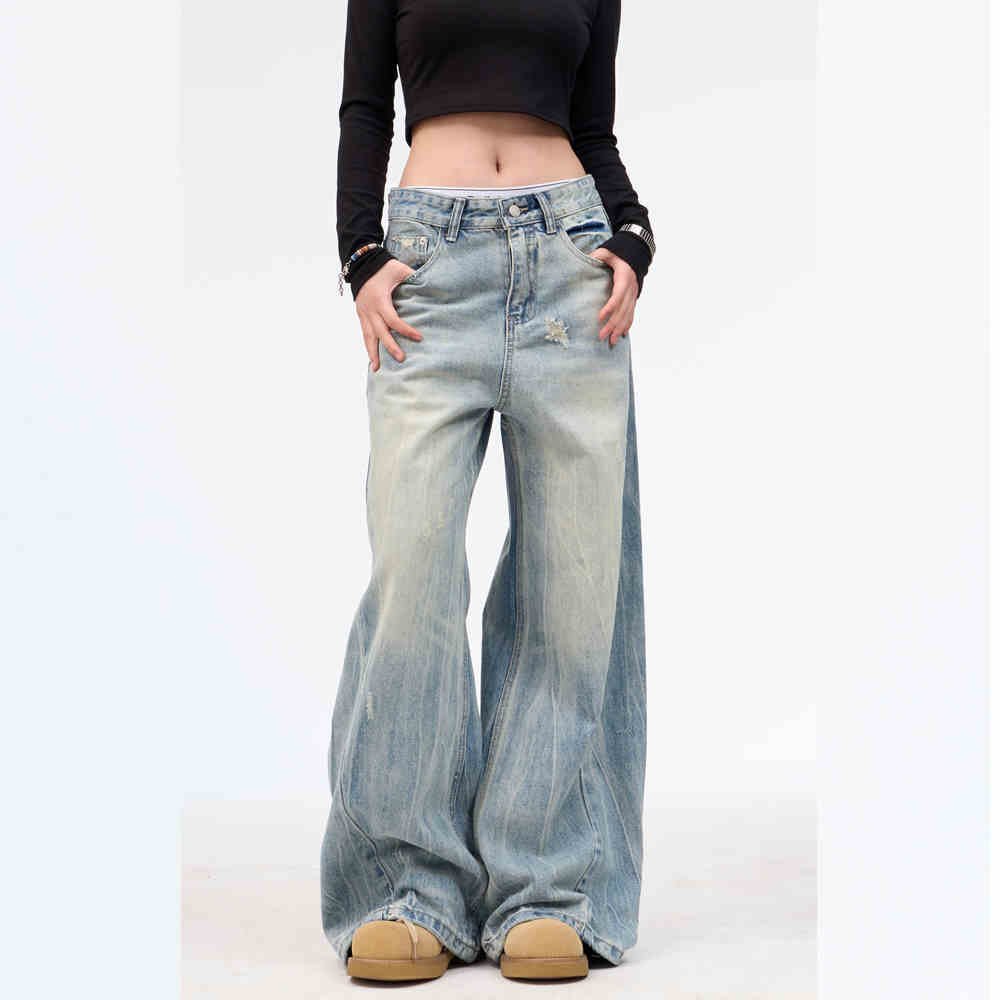 Ripped Baggy Jeans
