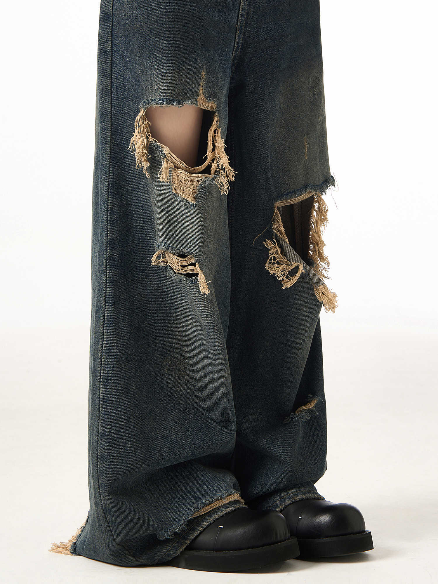 Hole Worn Jeans