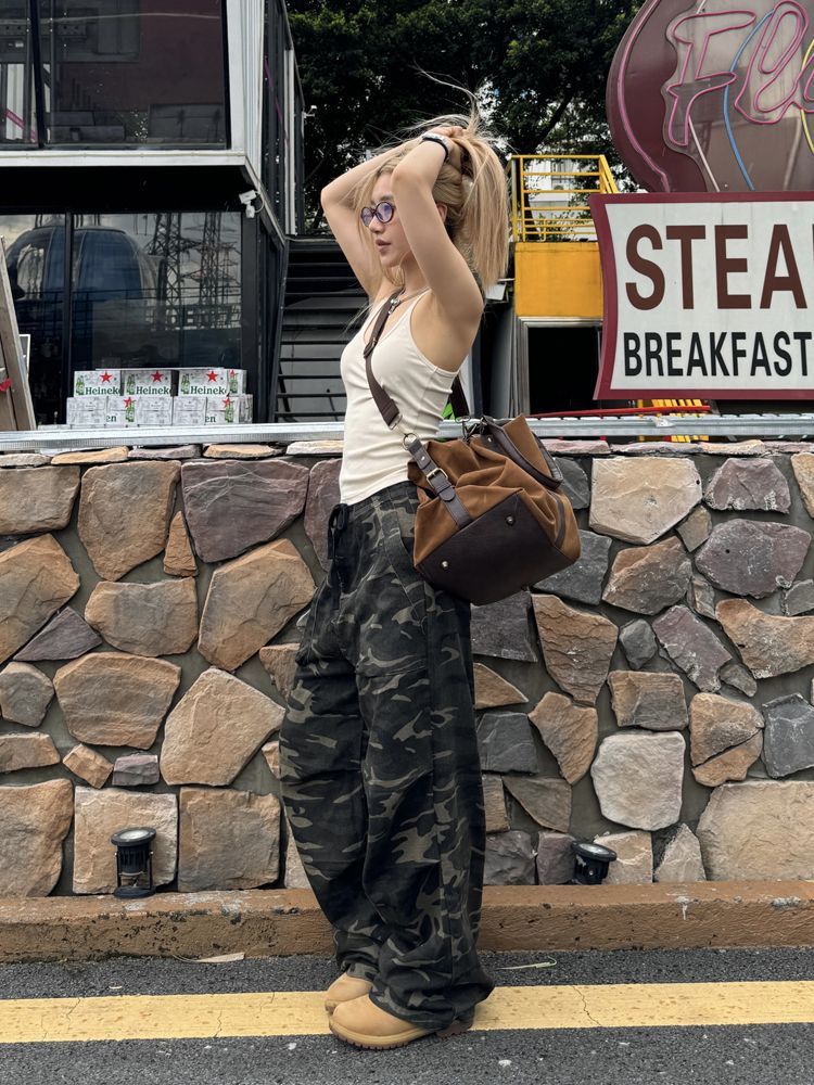 Pleated Camouflage Jeans