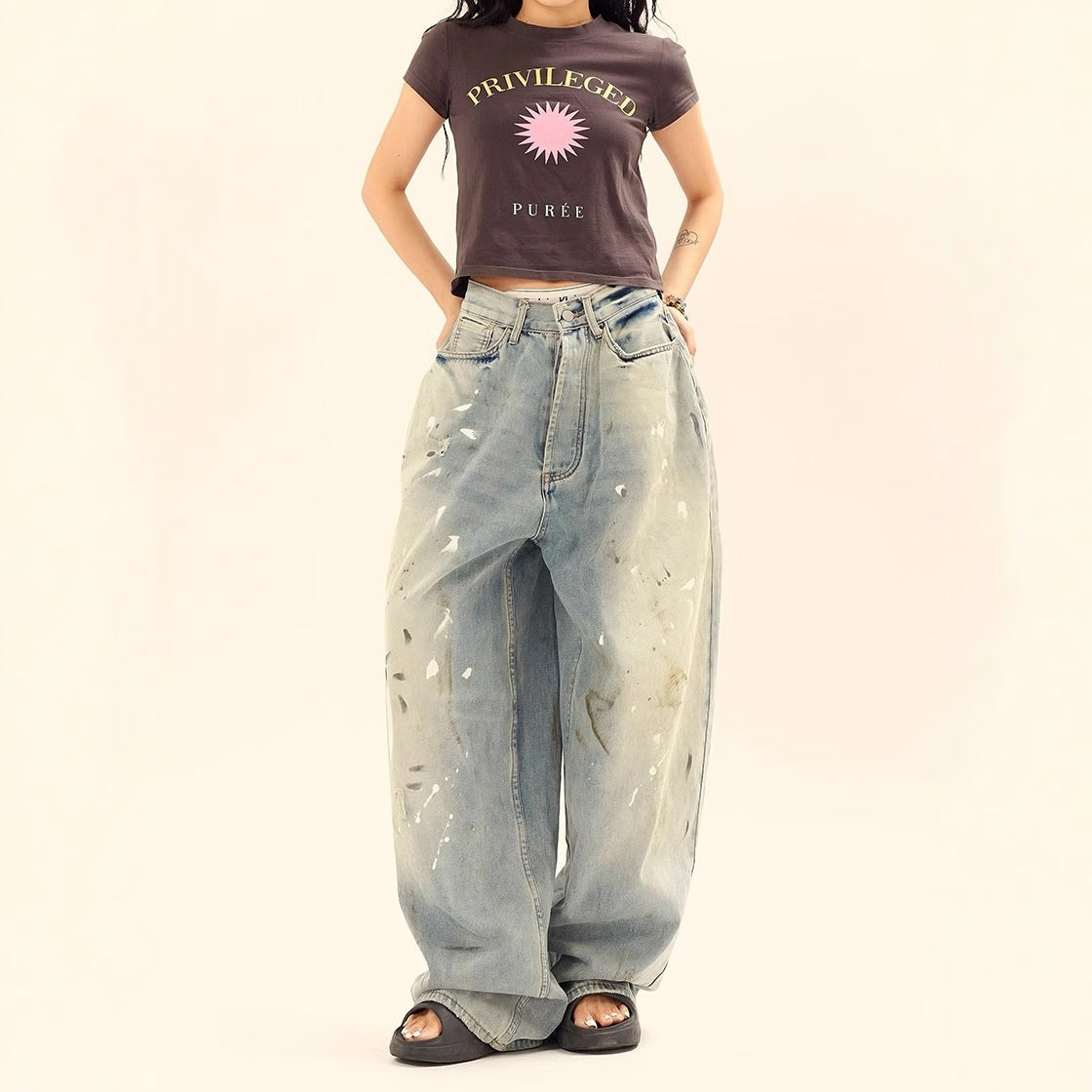 Distressed Mopping Jeans