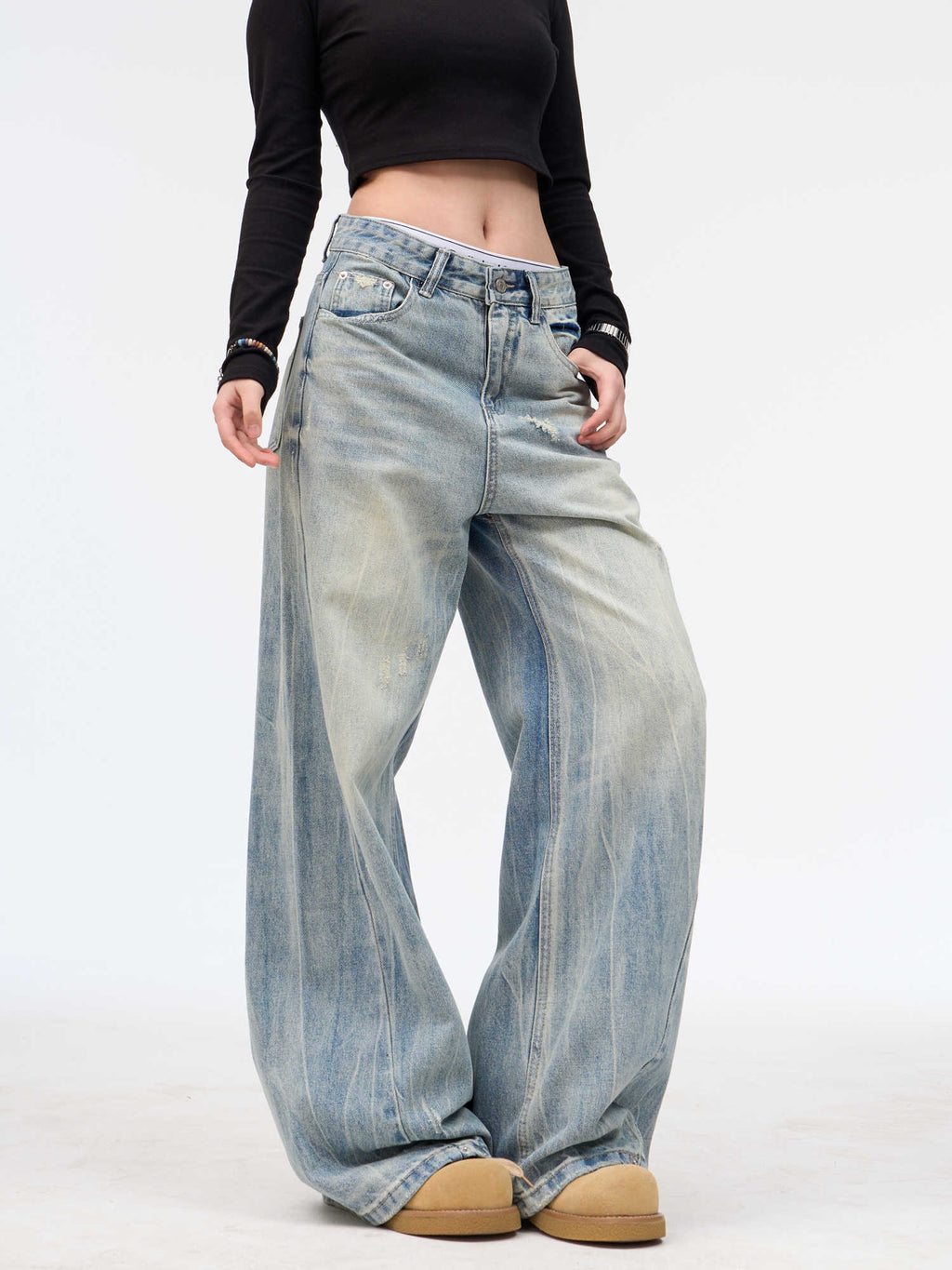 Ripped Baggy Jeans