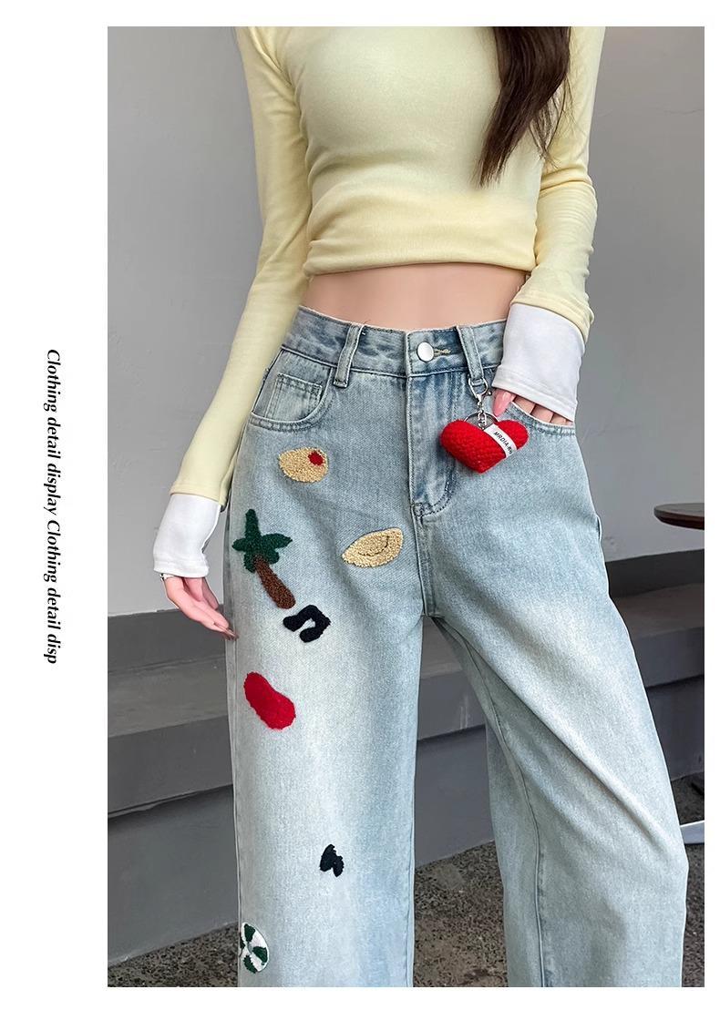 Embroidered Wide Jeans