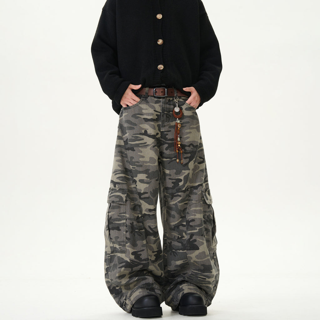 Camouflaged Retro Jeans