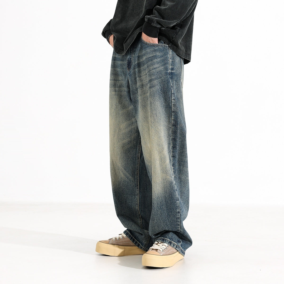 Retro Hanging Jeans