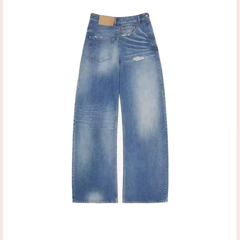 Ripped Jeans