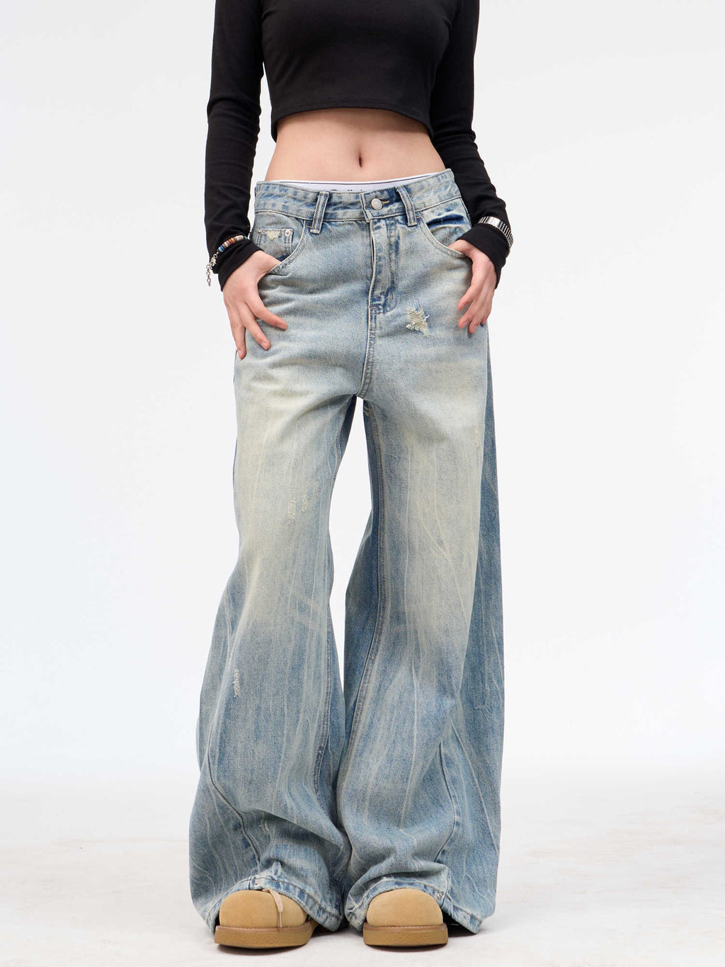 Ripped Baggy Jeans