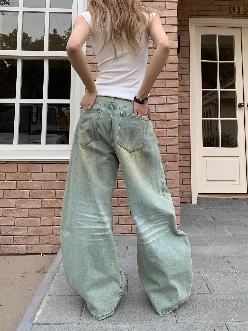 Retro Sickle Jeans