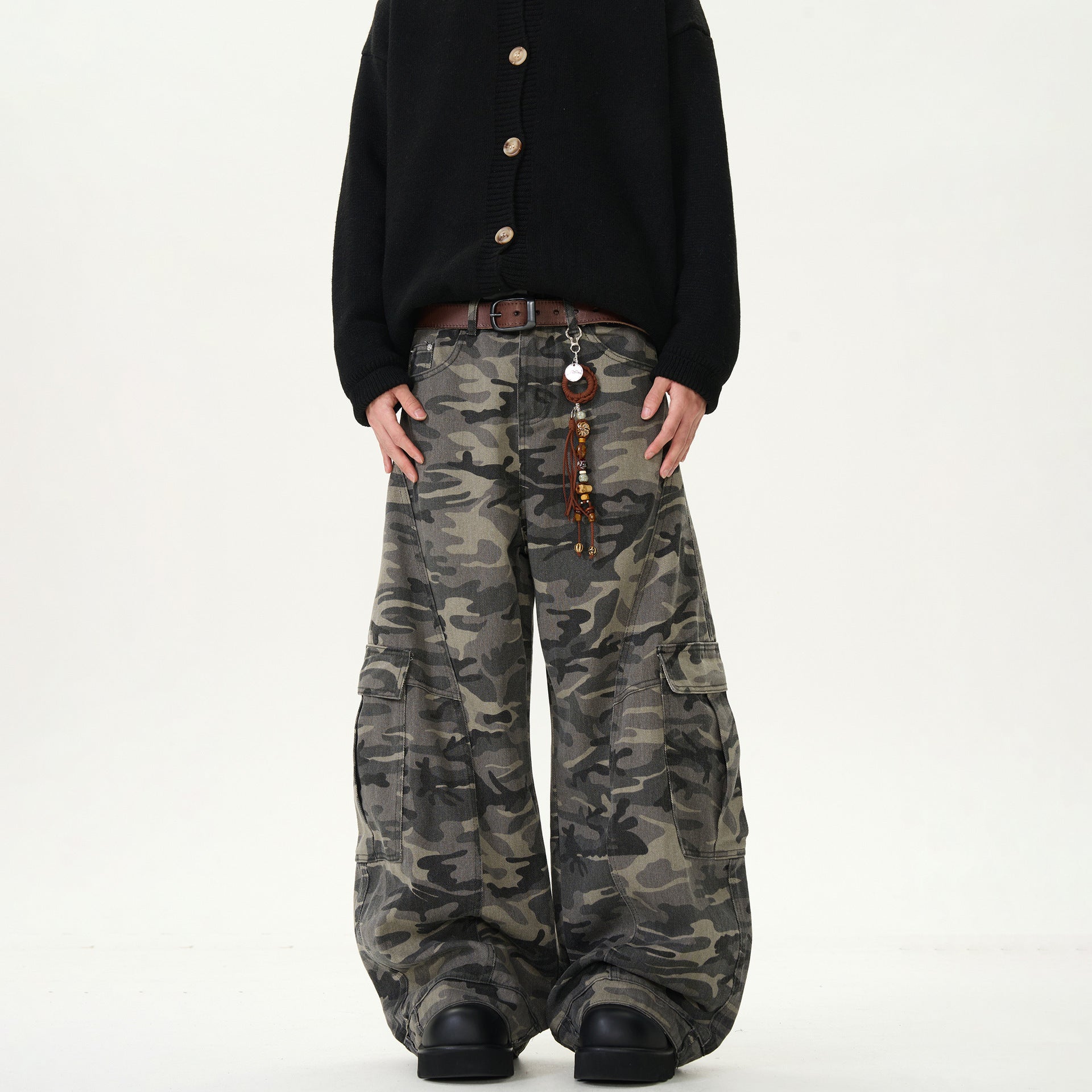 Camouflaged Retro Jeans