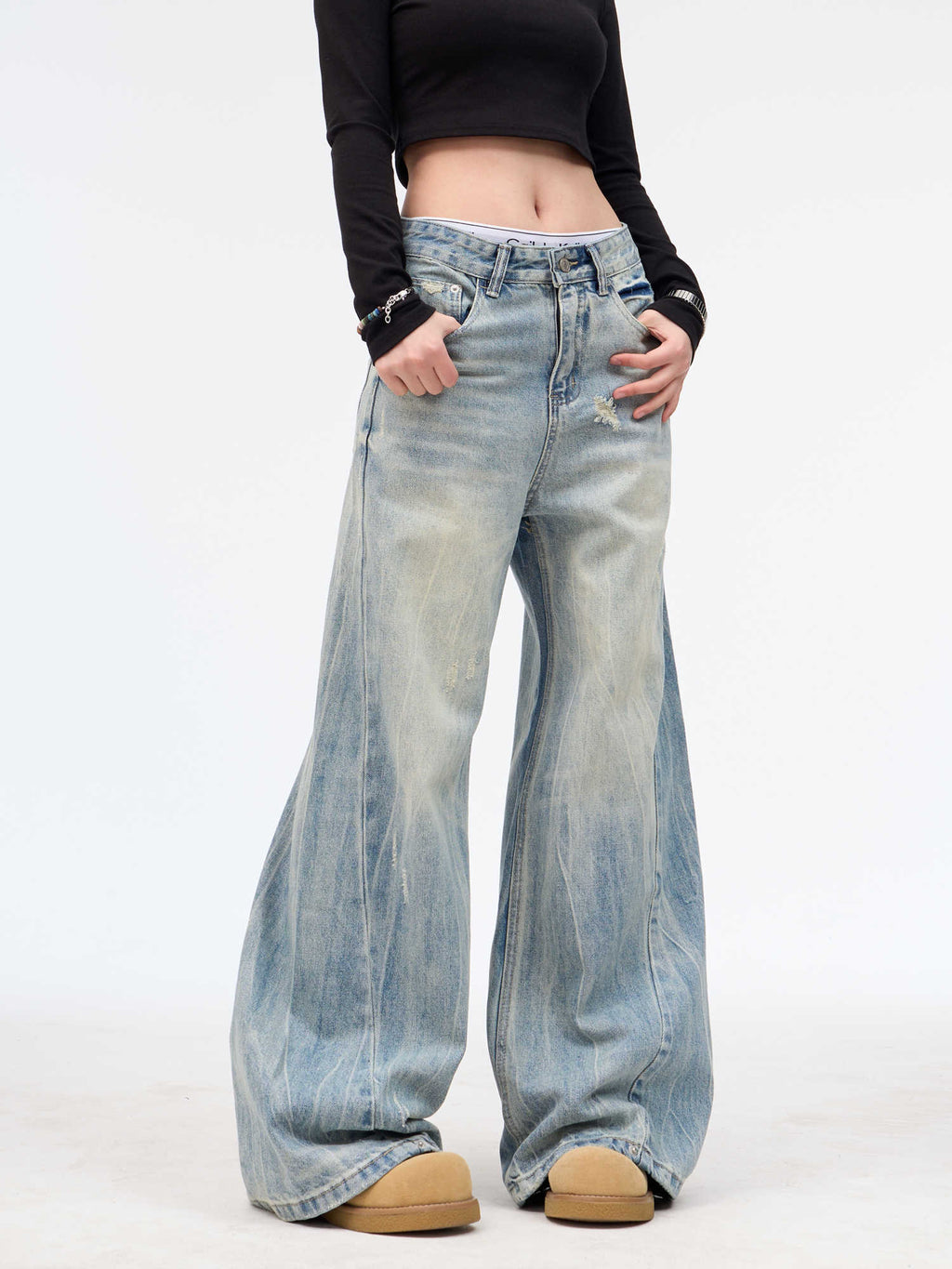 Ripped Baggy Jeans