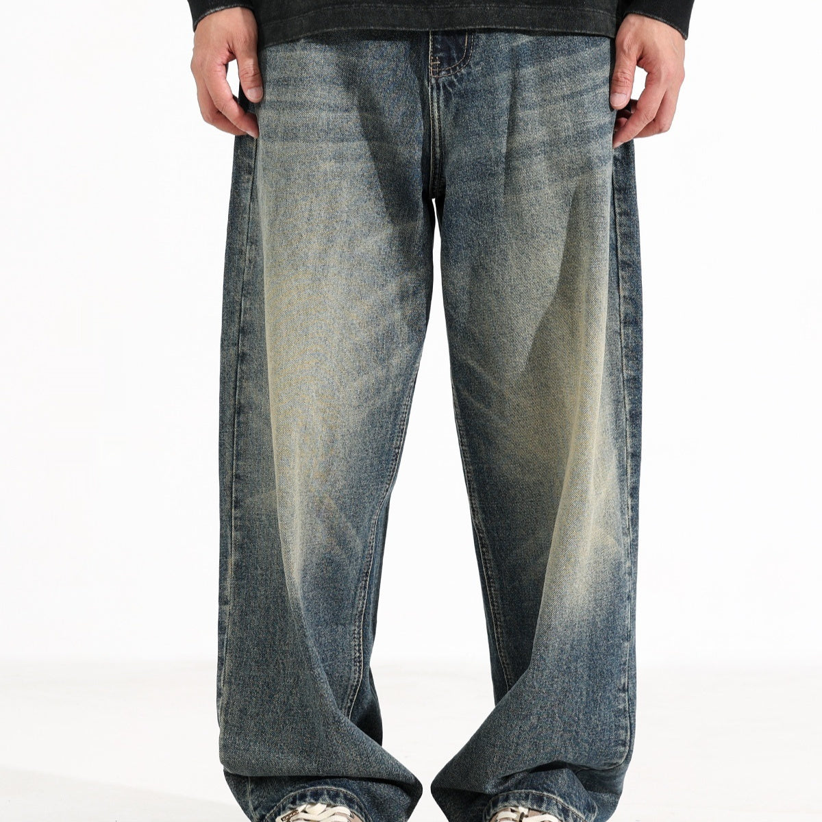 Retro Hanging Jeans