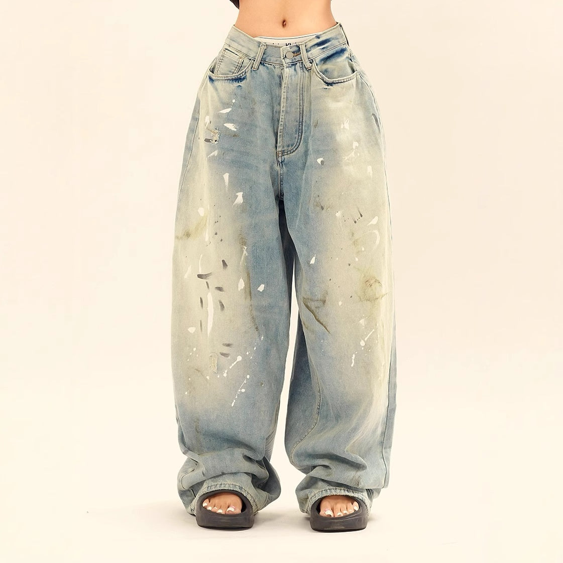 Distressed Mopping Jeans
