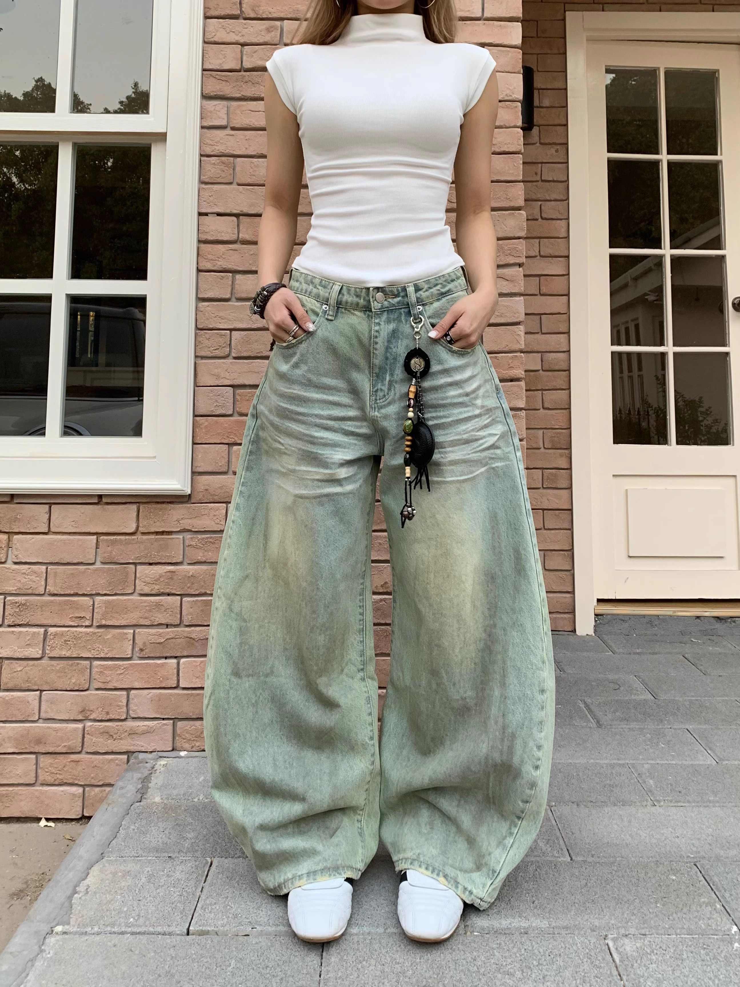 Retro Sickle Jeans